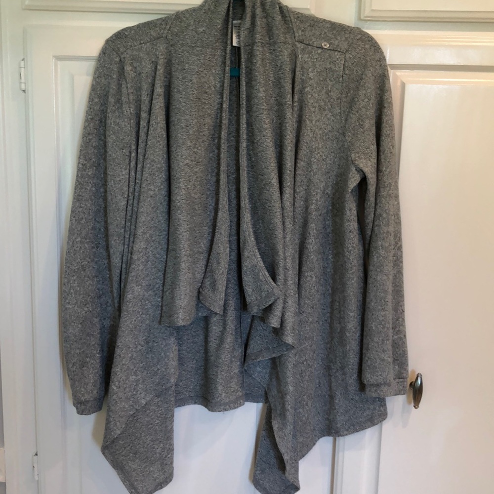 Pretty light grey cardigan